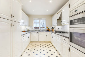 Photo 11- click for photo gallery